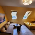 Goscinne Zacisze 3*