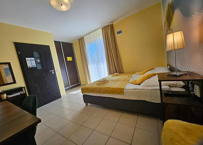 Goscinne Zacisze Pensión Grzybowo (West Pomeranian)